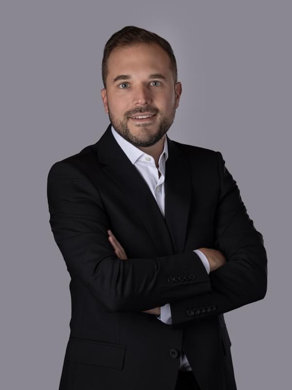 Portrait of Mario Patiño.